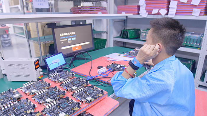 PCBA上電測試中的“軟啟動”設(shè)計：避免浪涌電流擊穿IC的電路保護(hù)方案